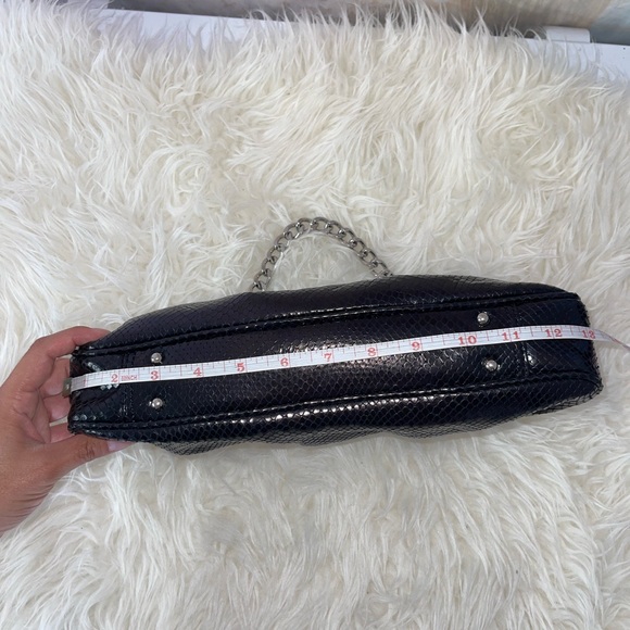 NWOT Banana Republic Small Leather
Snakeskin Purse! Genuine leather. - Picture 3 of 6